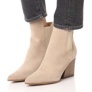 Kendall & Kylie Finley Light Natural Suede Boots